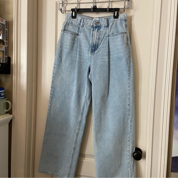 NWOT Light Wash High-Waisted Forever 21 Jeans - Picture 1 of 14